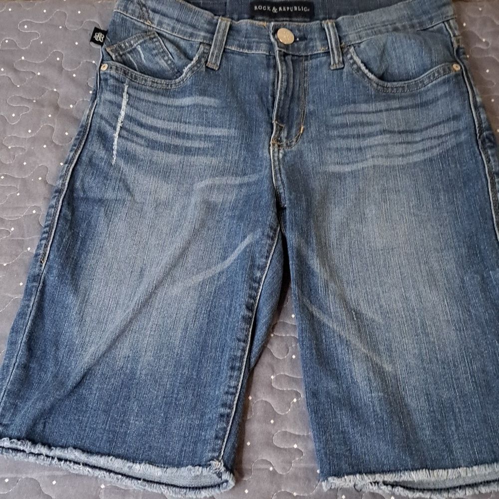 Rcok & Republic Kristy jean shorts size 8